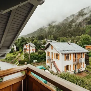 Luxurious 3-bedroom Flat With Sauna And Garage , Chamonix France